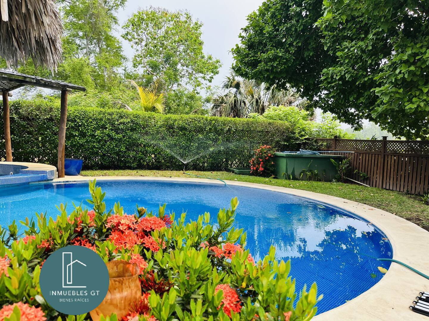 Casa en VENTA en Carretera a Monterrico, Puerto Viejo - Image 1