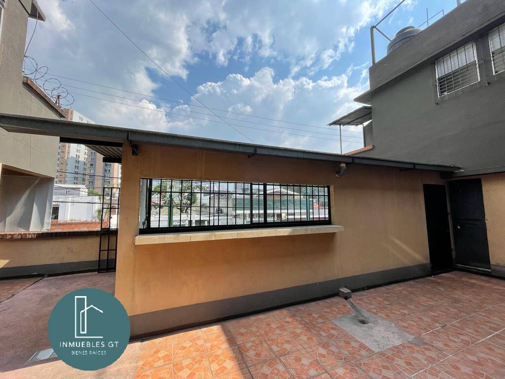 Local Comercial zona 15 - Image 1