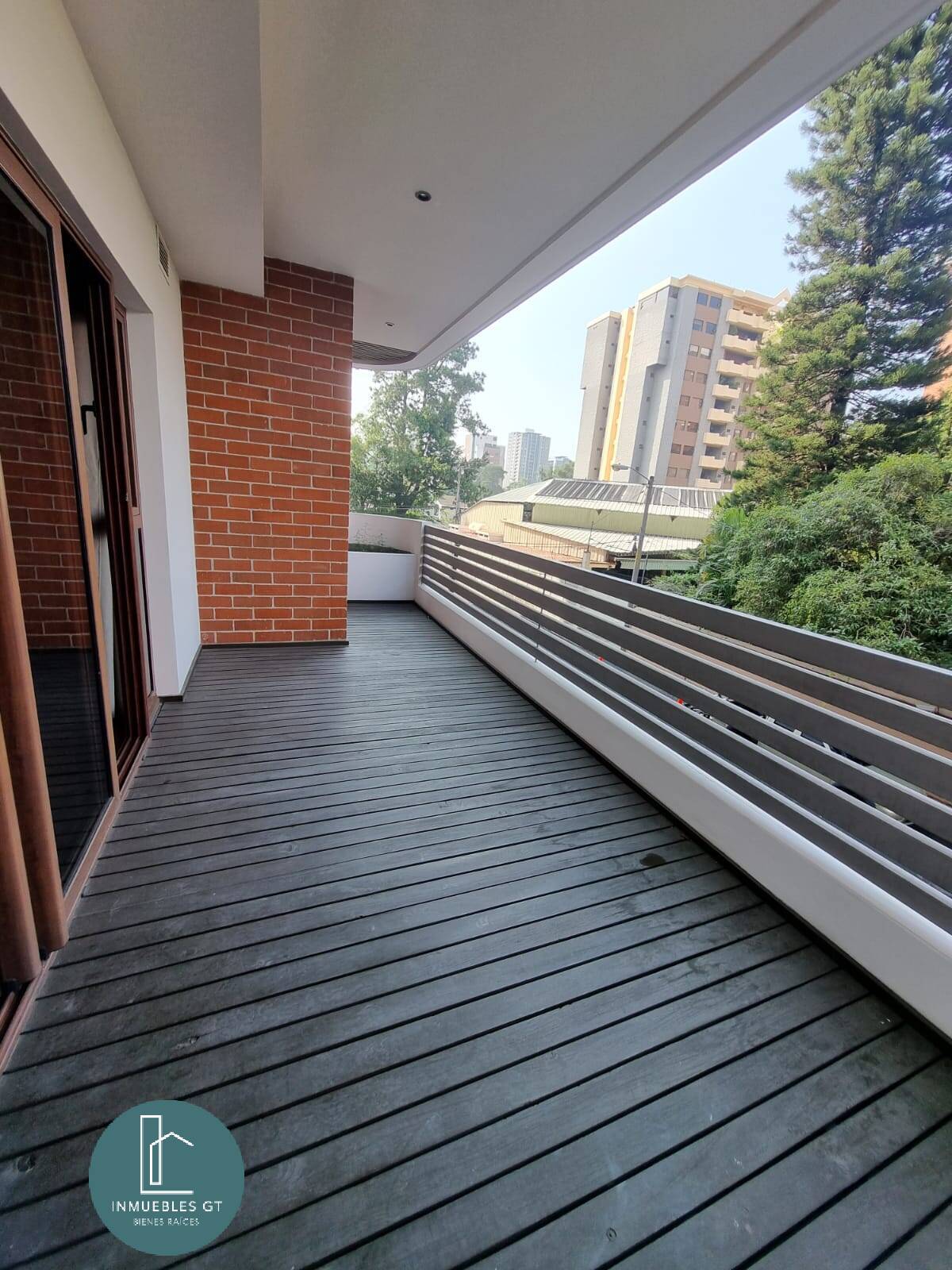 Apartamento en RENTA en Vivenza zona 10 - Miniatura 14