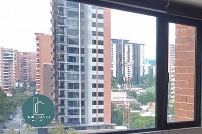 Apartamento en Renta zona 14 - Image 1