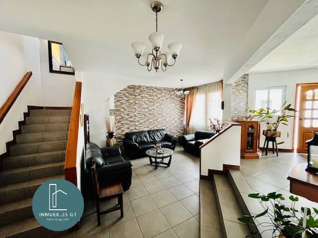 Casa en VENTA en San Cristóbal - Image 1