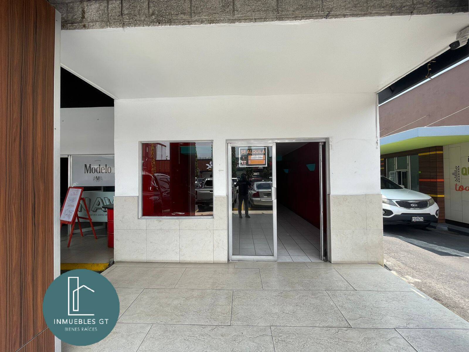 Local Comercial en Renta zona 10 - Image 1