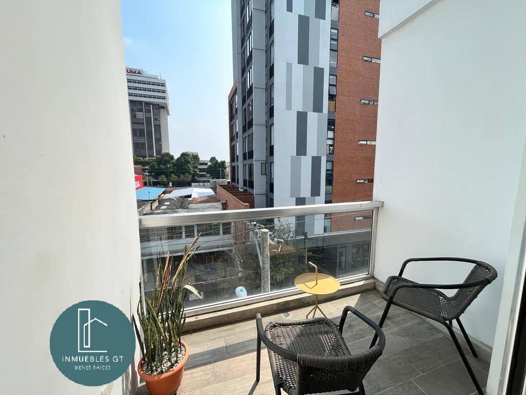 Apartamento en Renta y Venta zona 4 - Image 2