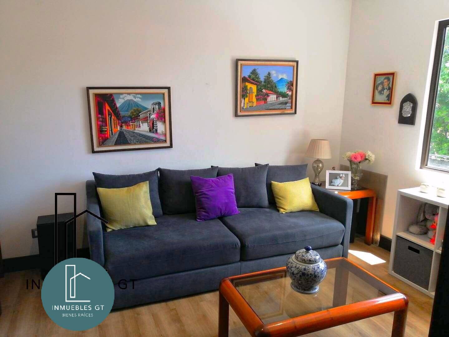 Apartamento en Venta zona 10 - Image 3