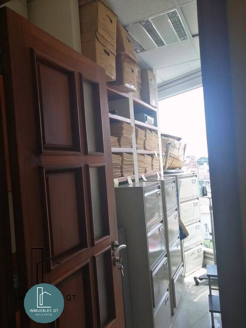 Clínica en Venta  en zona 10 - Miniatura 6