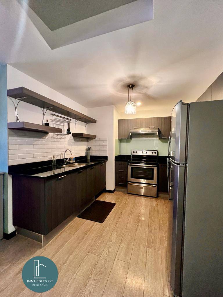 Apartamento en VENTA zona 10 - Image 3