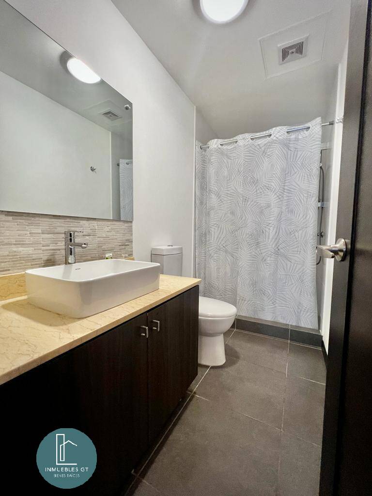 Apartamento en VENTA zona 10 - Image 4