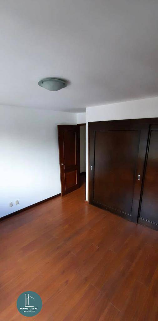 Apartamento en RENTA Zona 14 - Image 5
