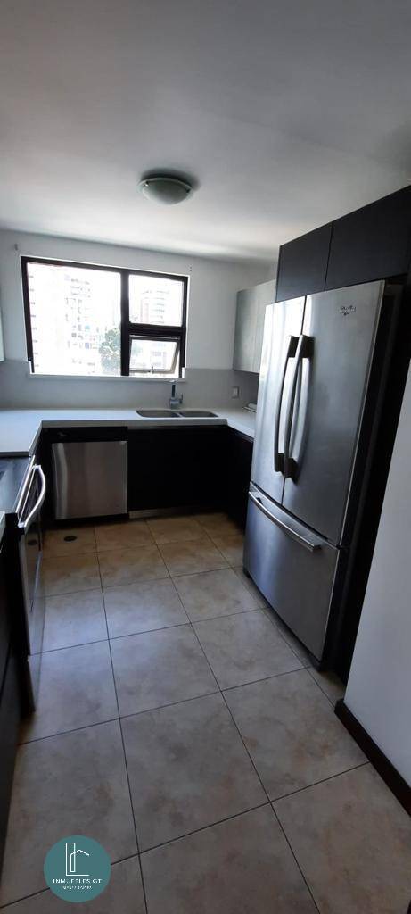 Apartamento en RENTA Zona 14 - Image 3
