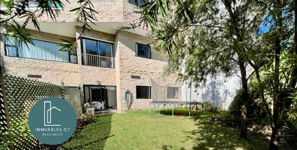 Apartamento en Venta zona 15 - Image 1