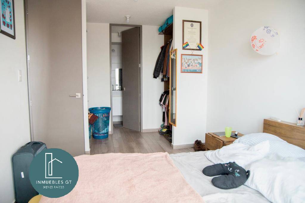 Apartamento en Venta zona 11 - Image 4