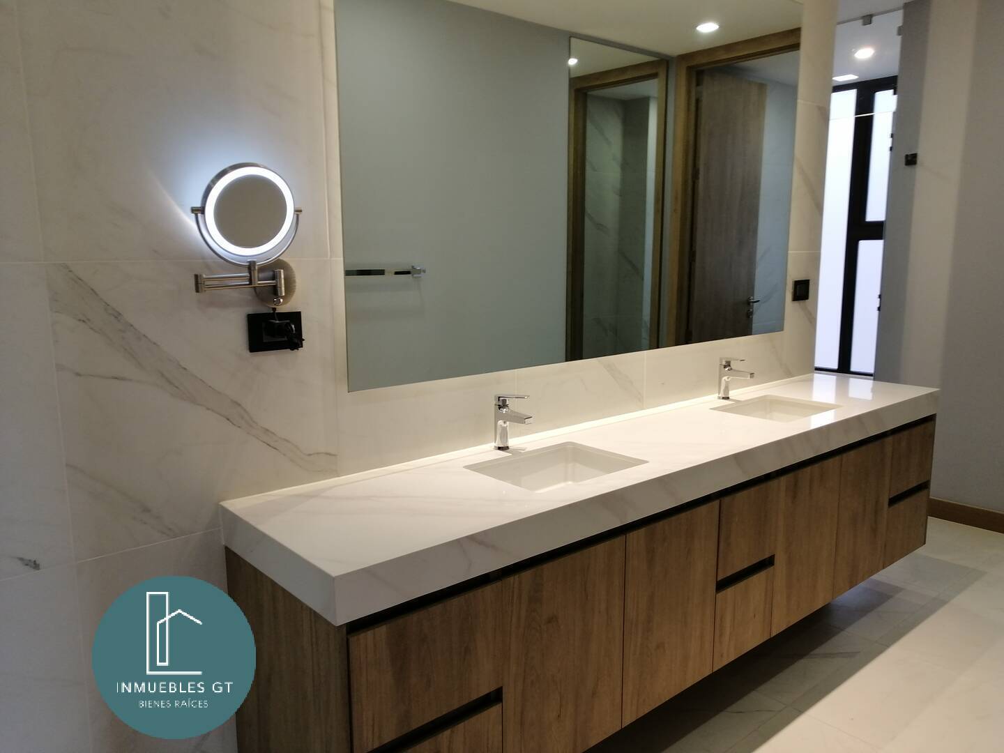 Apartamento en Venta zona 14 - Miniatura 8