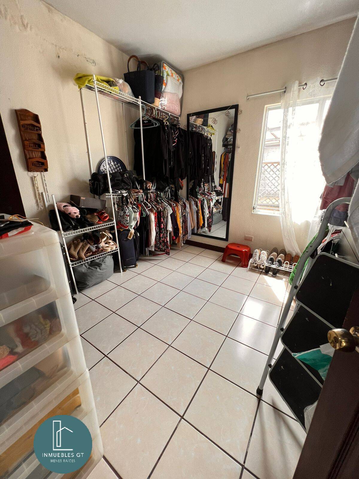 Casa en Venta Villa Nueva - Image 3