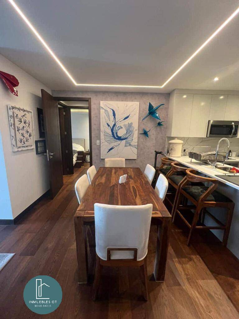 Apartamento en Venta zona 10 - Image 2