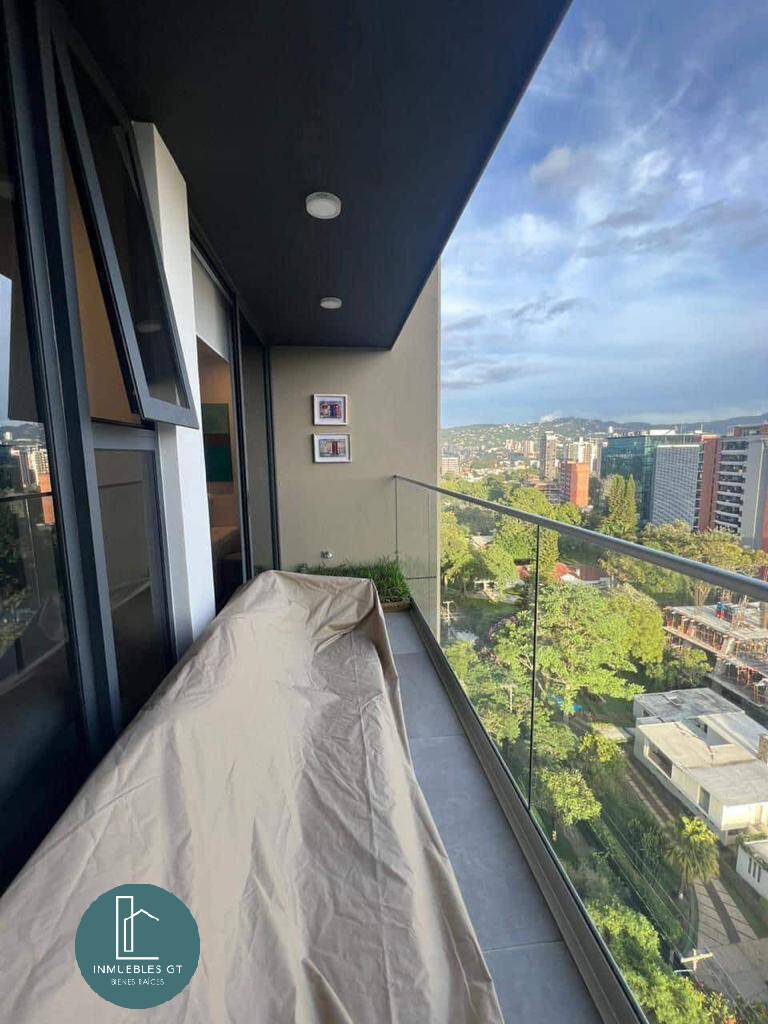 Apartamento en Venta zona 10 - Image 4