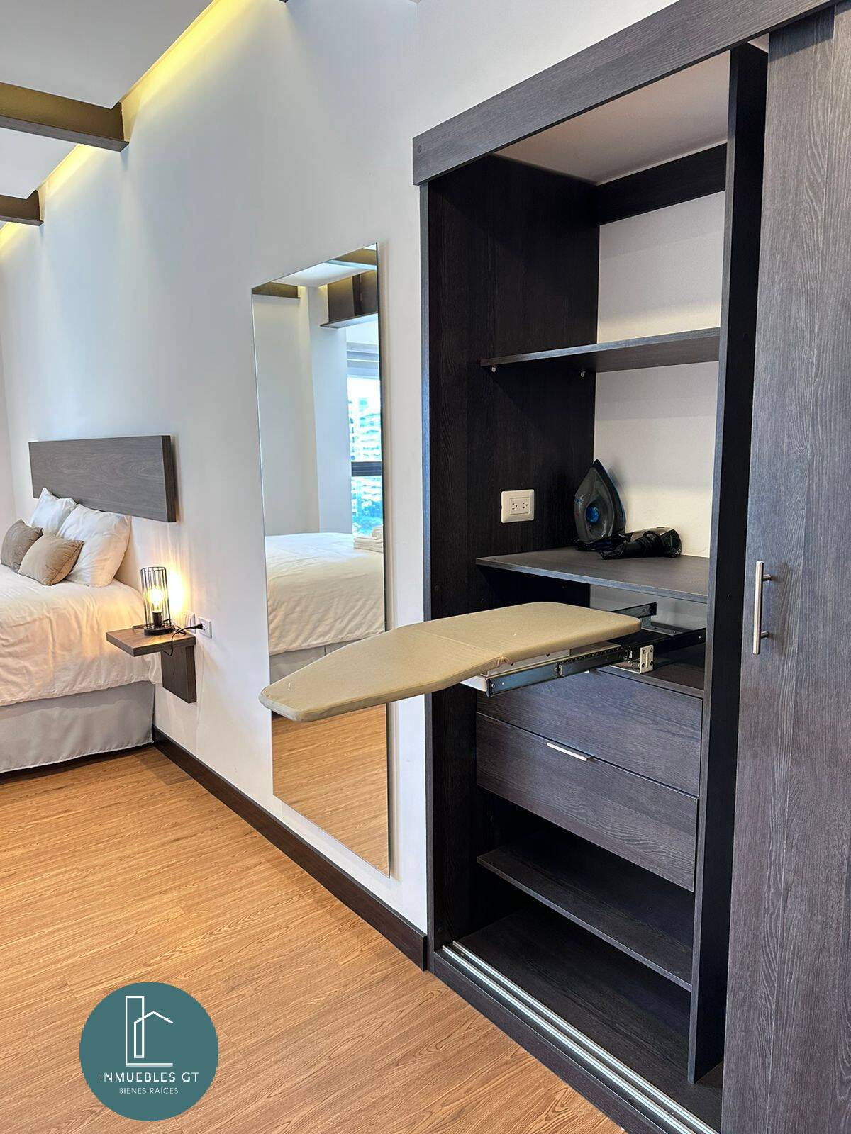 Apartamento en Renta zona 10 - Miniatura 7