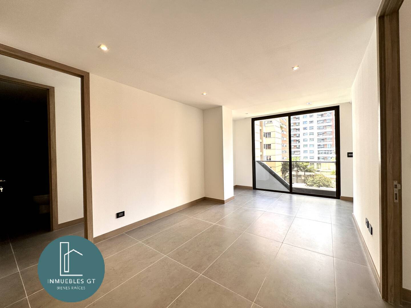 Apartamento en Venta zona 14 - Miniatura 12