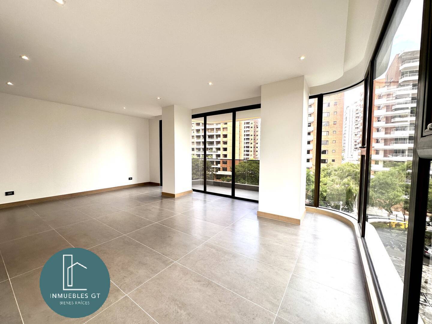 Apartamento en Venta zona 14 - Miniatura 9