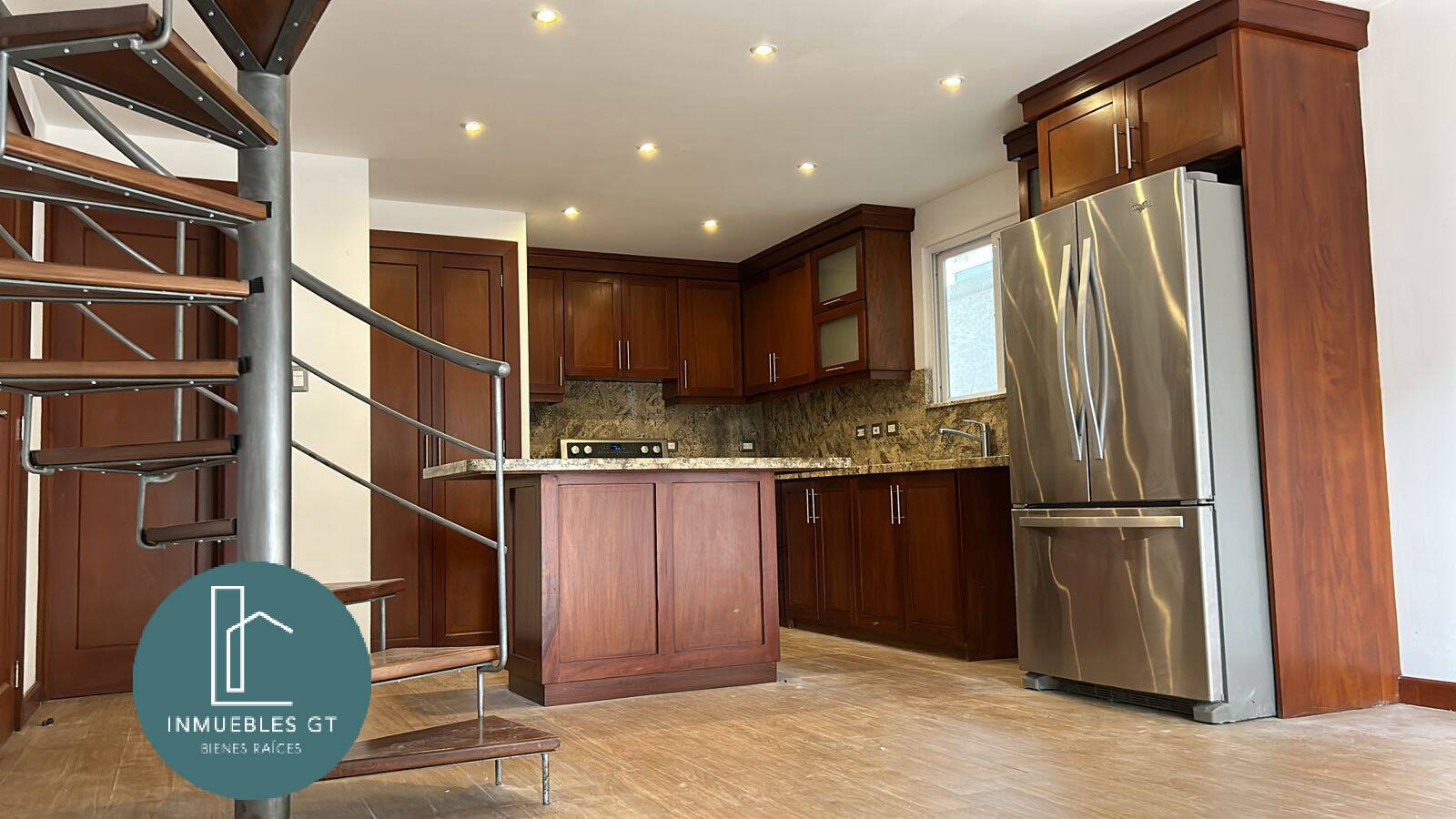 Apartamento en Venta y Renta , zona 16 - Image 1