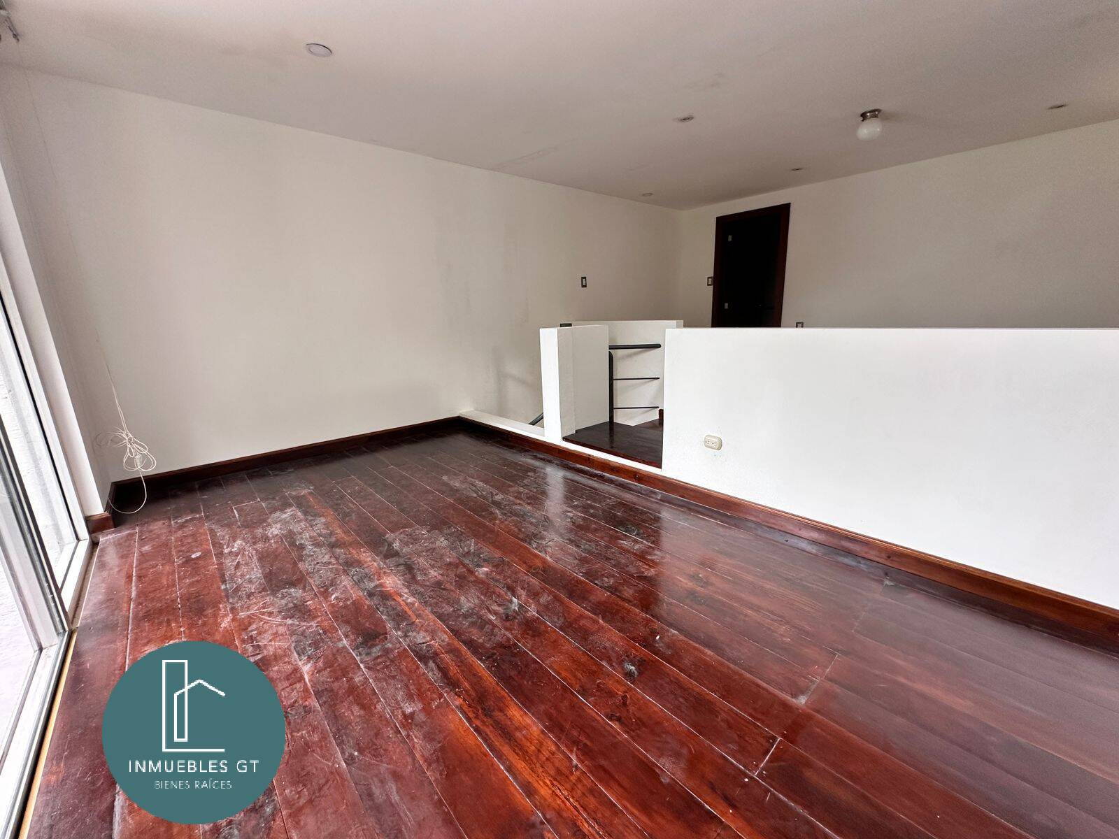 Apartamento en Venta  y Renta , zona 16 - Miniatura 6