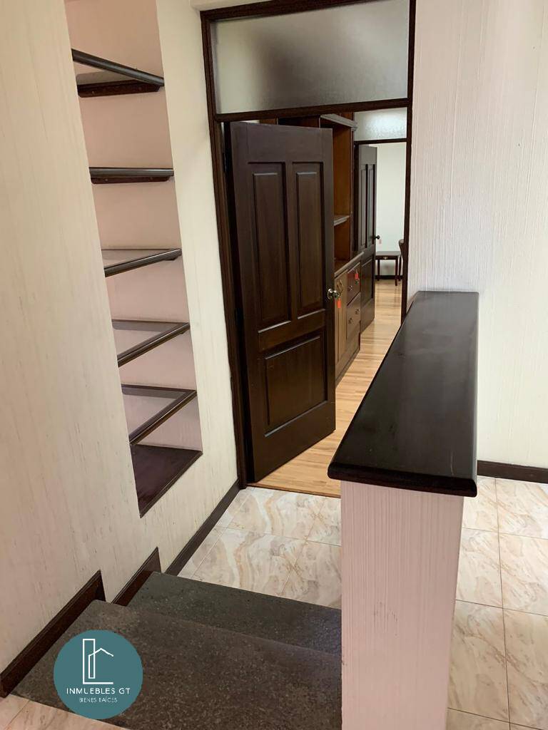 Oficina amueblada en RENTA en zona 10 - Miniatura 14