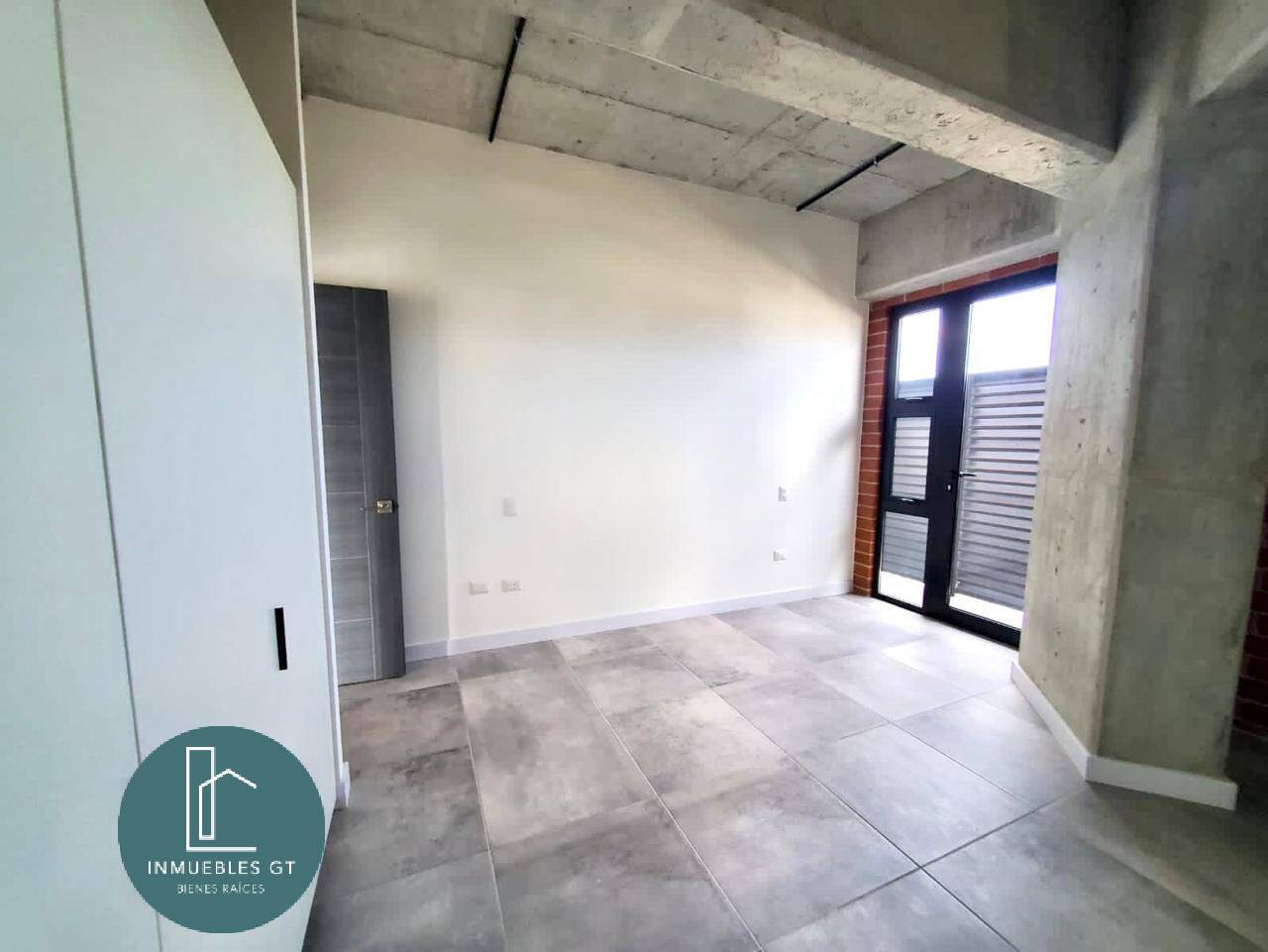 Apartamento en Venta, zona 4 - Image 3