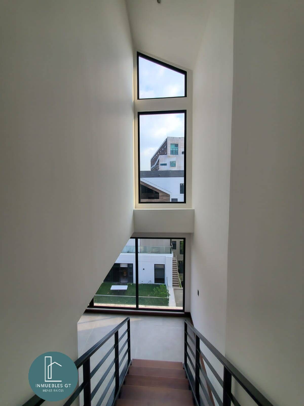 Apartamento Penthouse en Venta, zona 16 - Miniatura 8