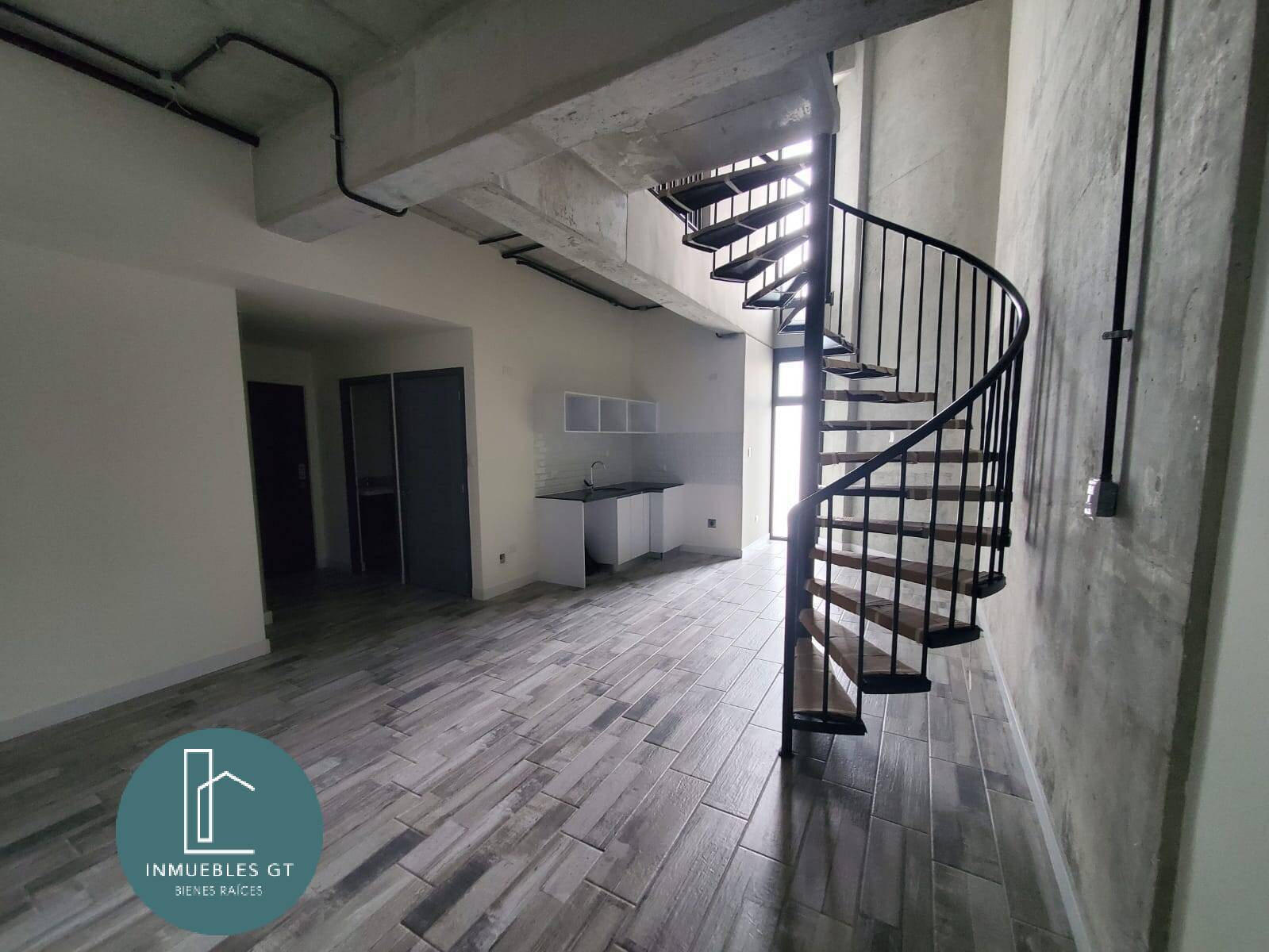 Apartamento en Venta, zona 4 - Image 1