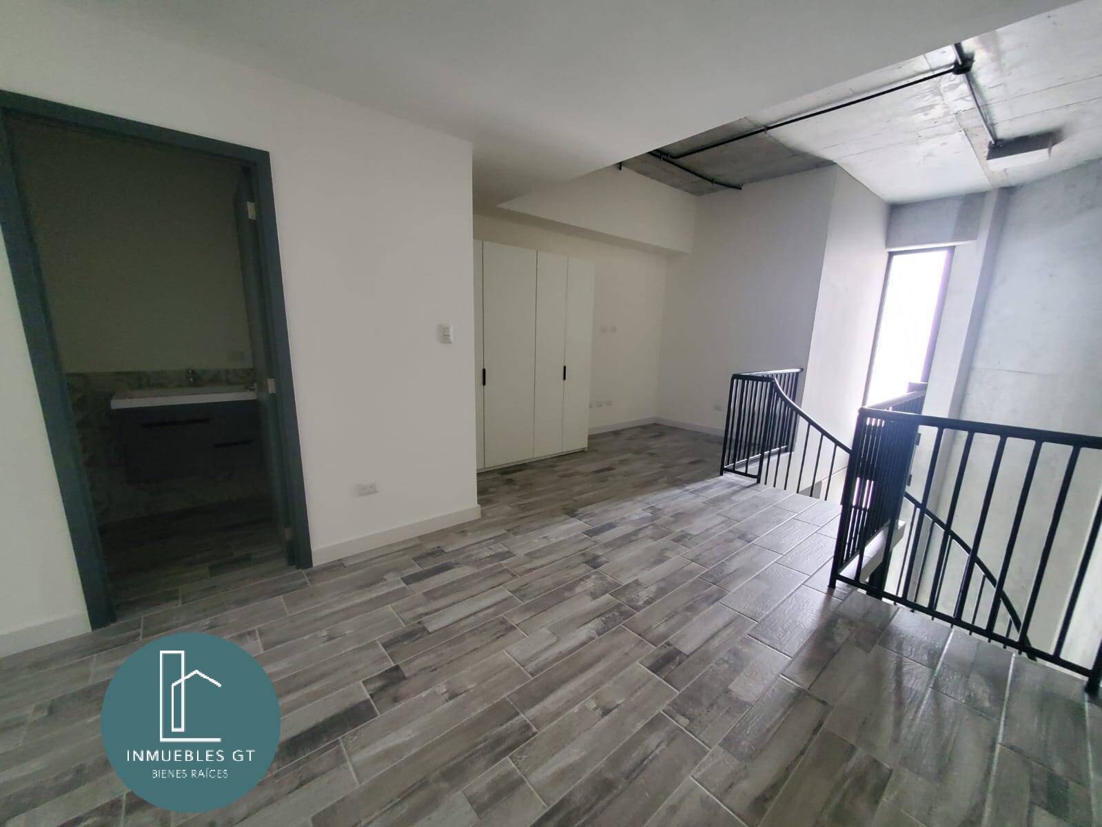 Apartamento en Venta, zona 4 - Image 5