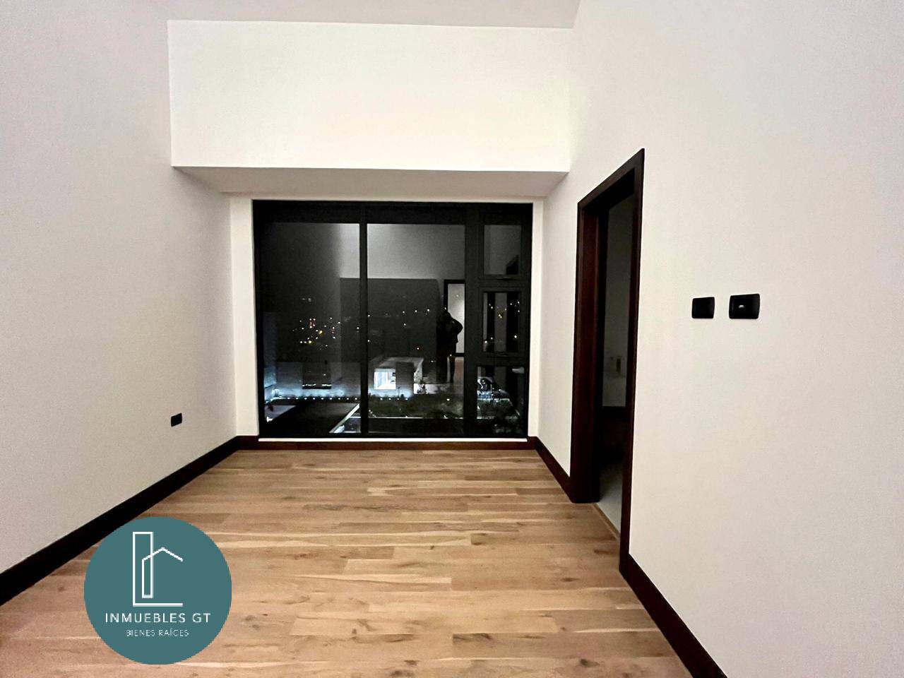 Apartamento Penthouse en Venta, zona 16 - Miniatura 16