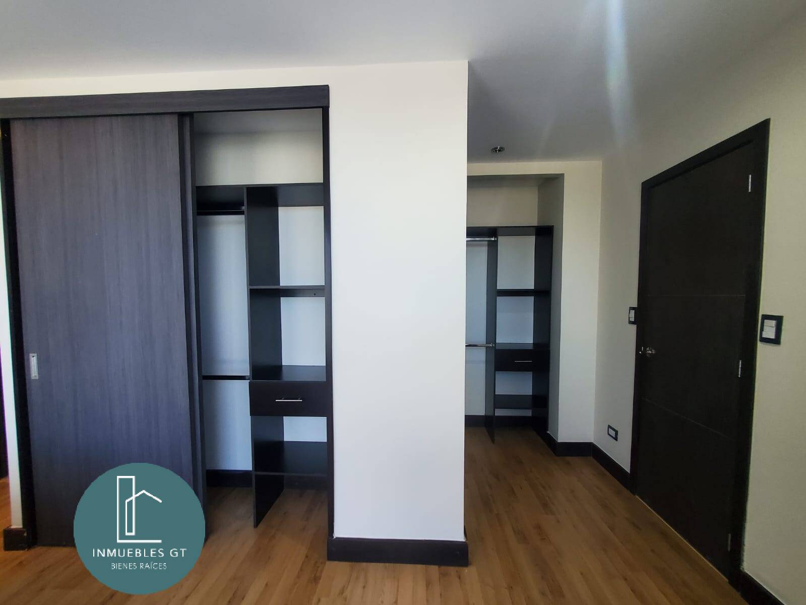 Apartamento en RENTA, Amueblado zona 15 - Miniatura 8