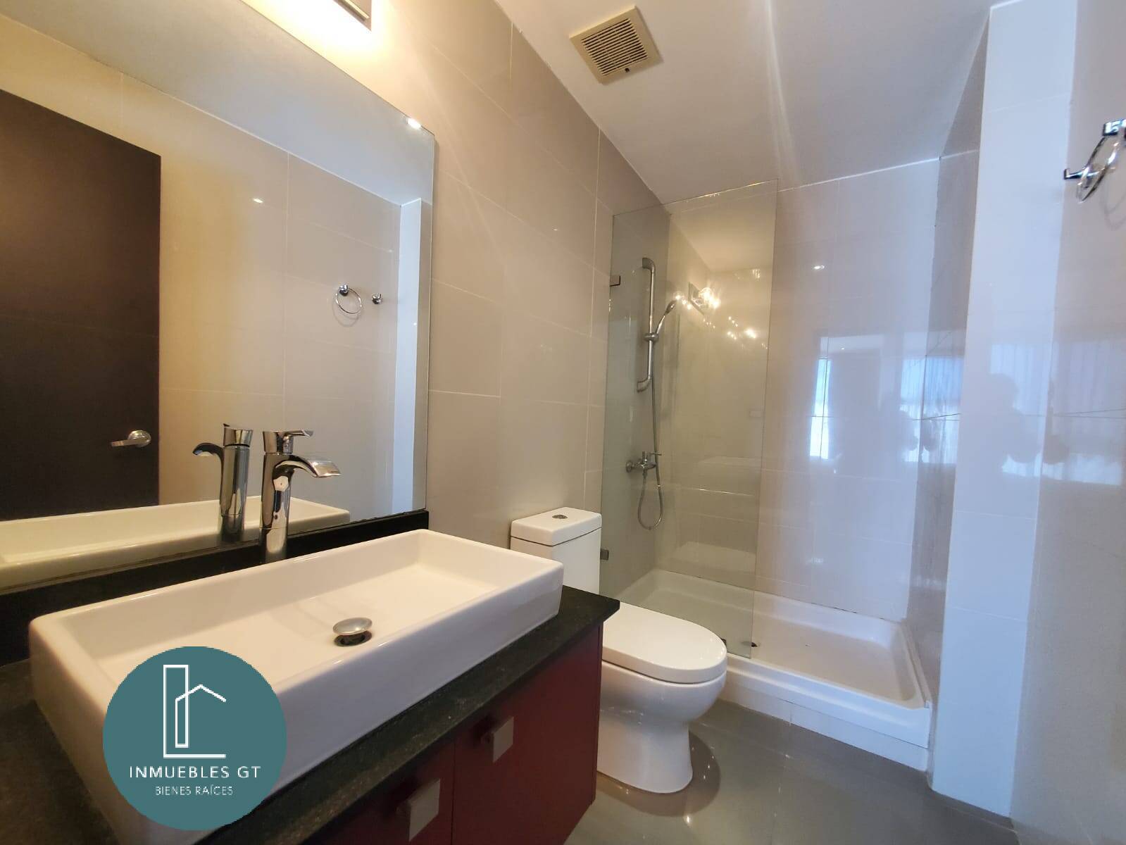 Apartamento en RENTA, Amueblado zona 15 - Miniatura 6