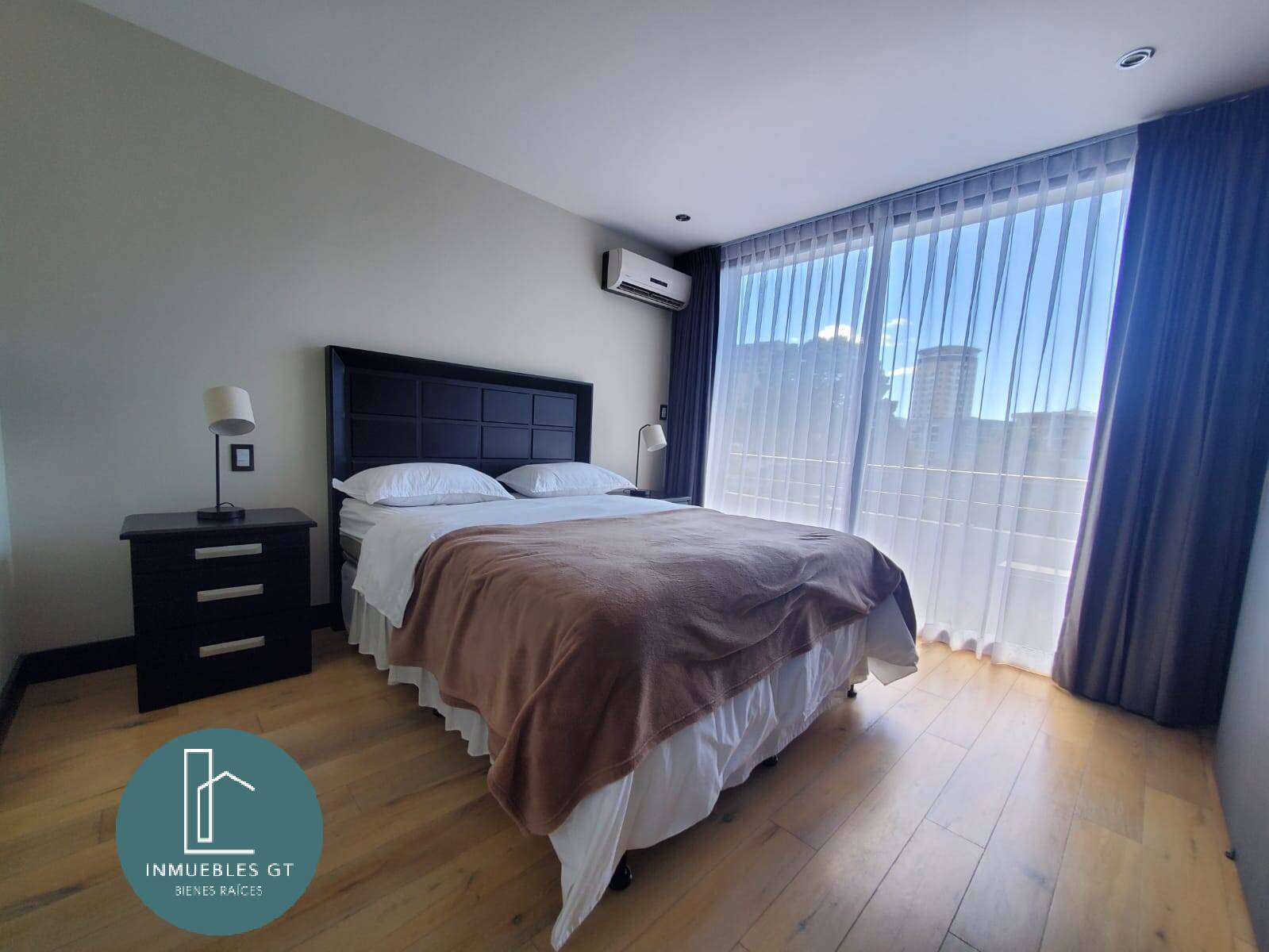 Apartamento en RENTA, Amueblado zona 15 - Miniatura 6