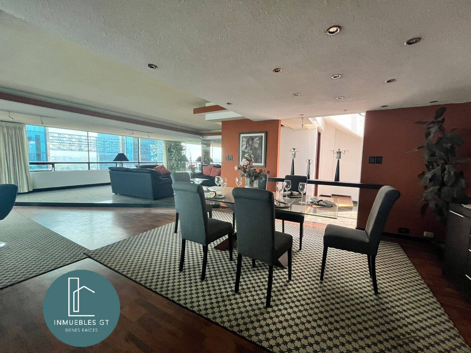 Penthouse en Venta , zona 14 - Image 1