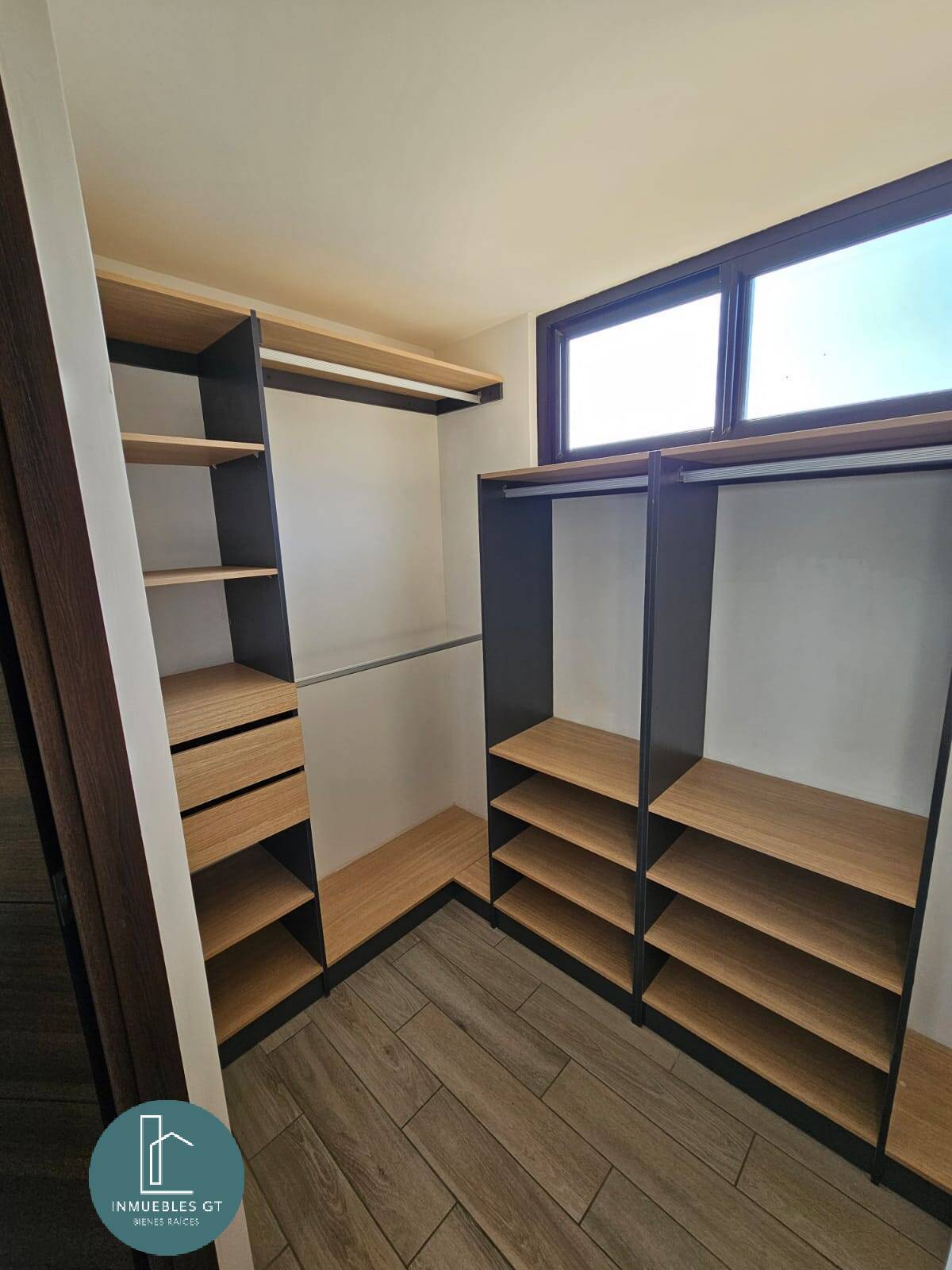 Apartamento en Venta zona 15 - Miniatura 8