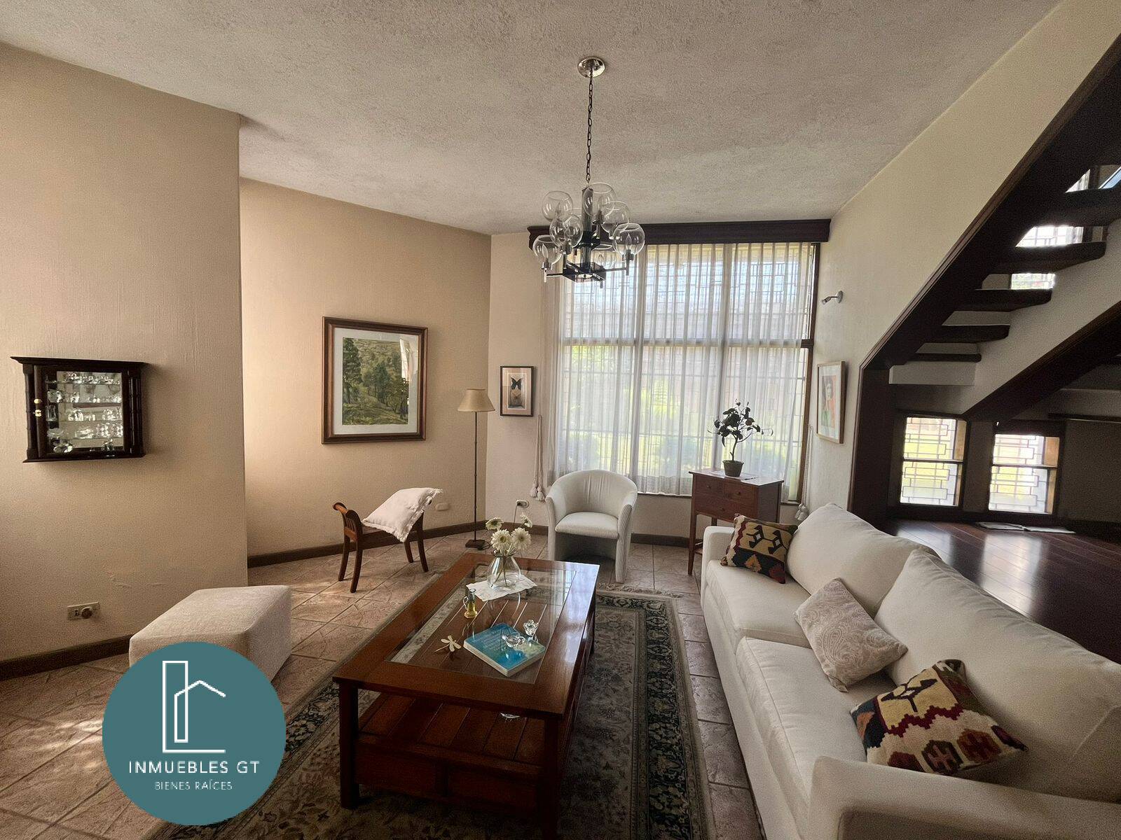Casa en Venta , zona 15 - Image 2
