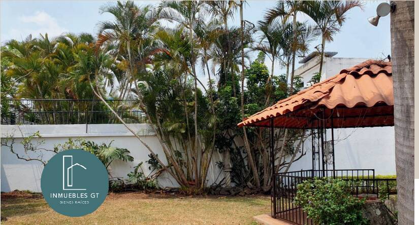 Casa en Venta zona 15 - Image 1
