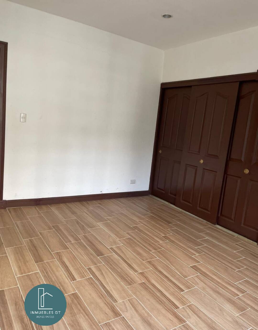 Apartamento en Renta , zona 14 - Image 5