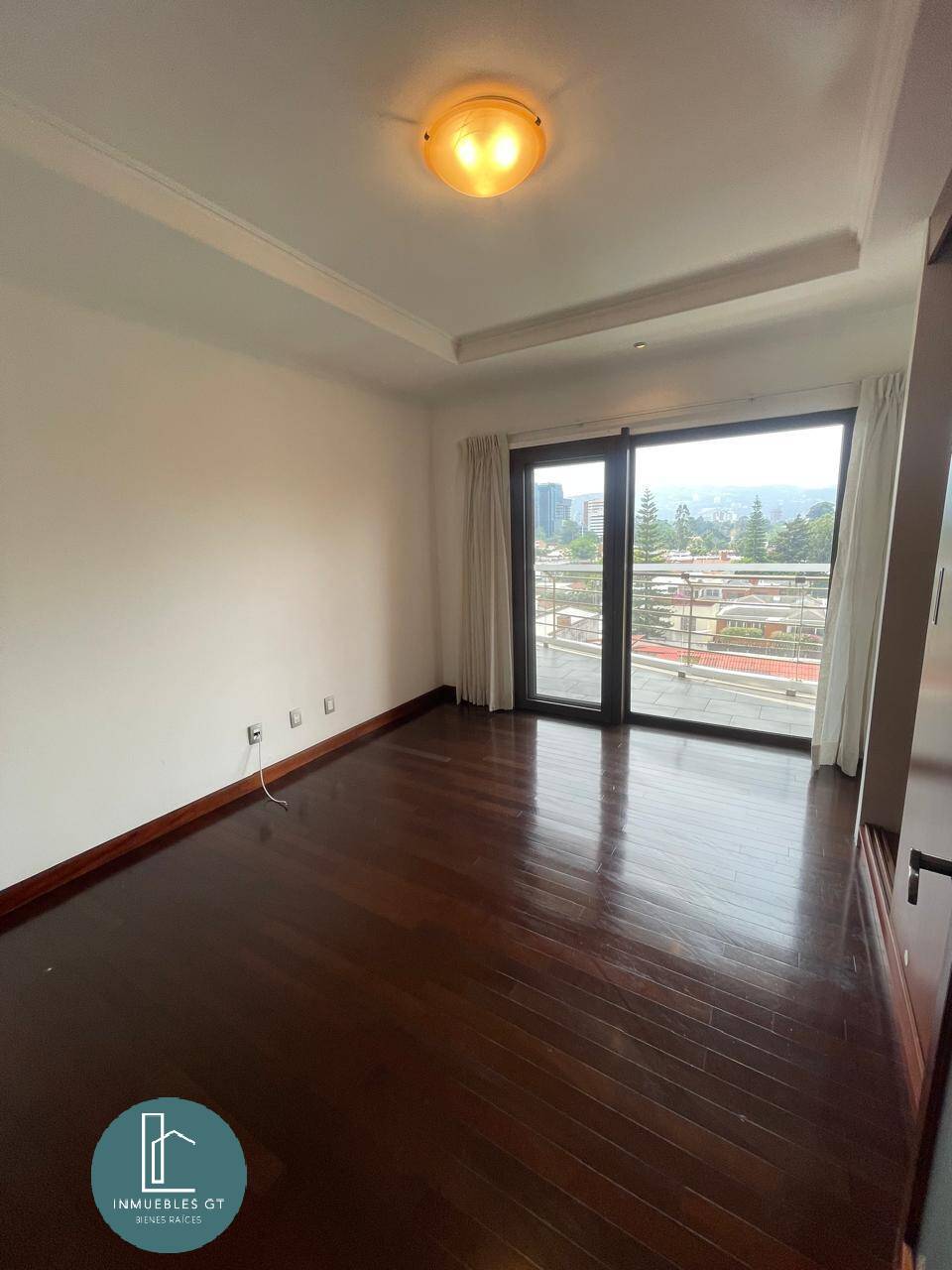 Apartamento en Renta zona14 Tadeus - Miniatura 8