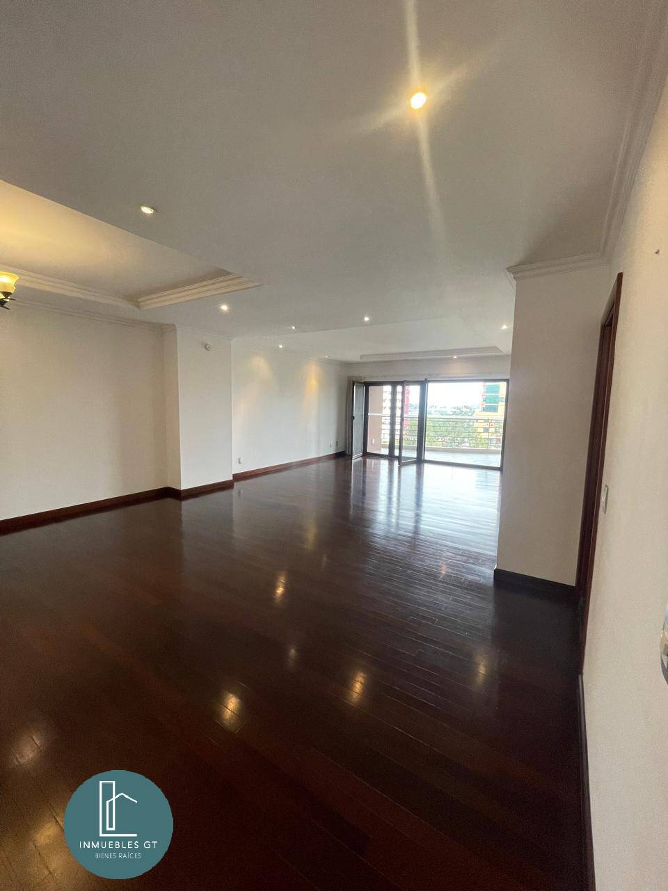 Apartamento en Renta zona14 Tadeus - Miniatura 6