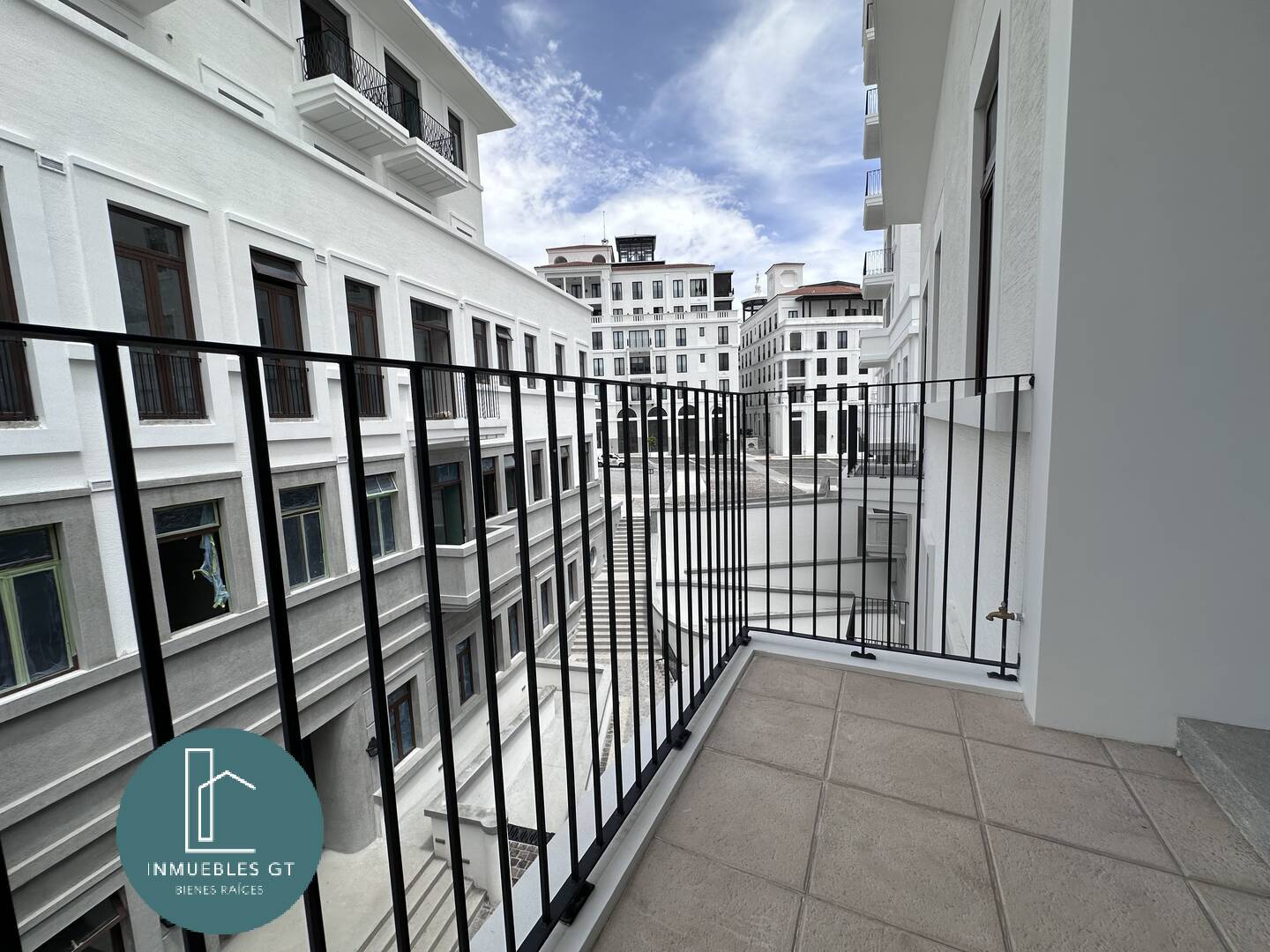 Apartamento en Renta o Venta zona 16 Olmos Cayala - Image 2