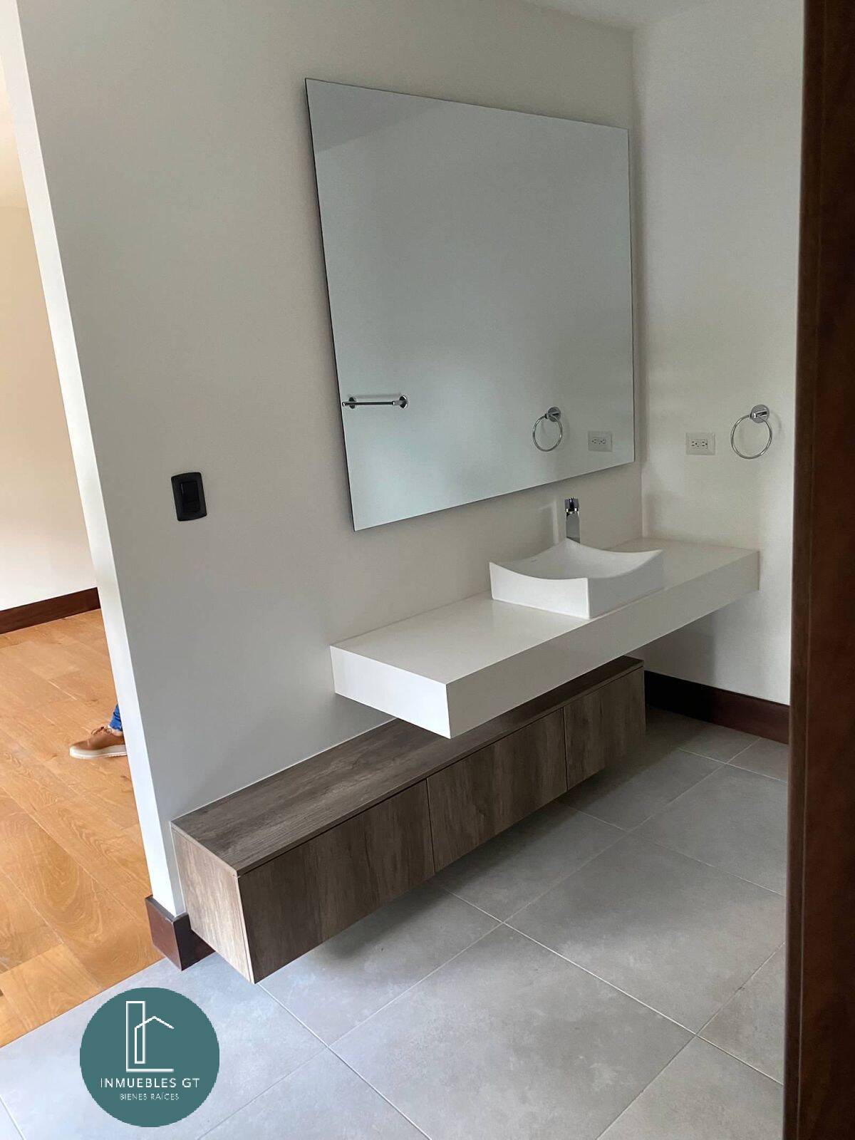 Apartamento en renta zona 16 - Miniatura 15