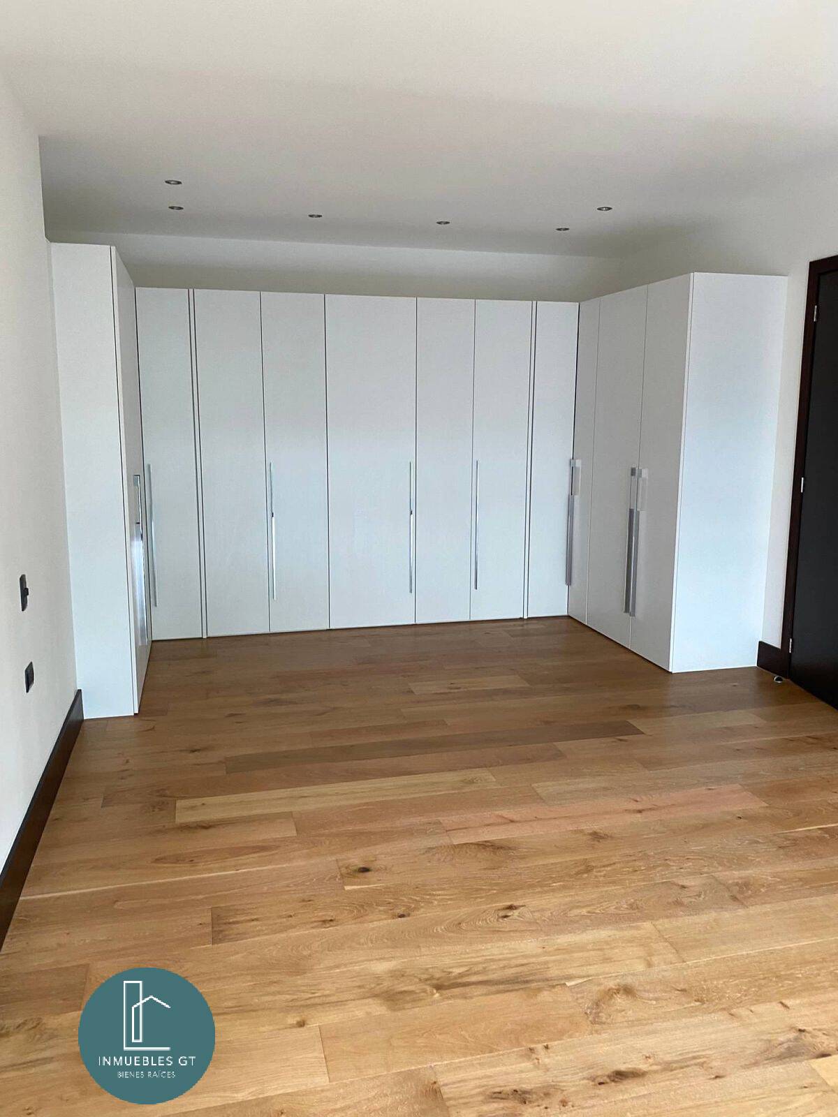 Apartamento en renta zona 16 - Miniatura 17