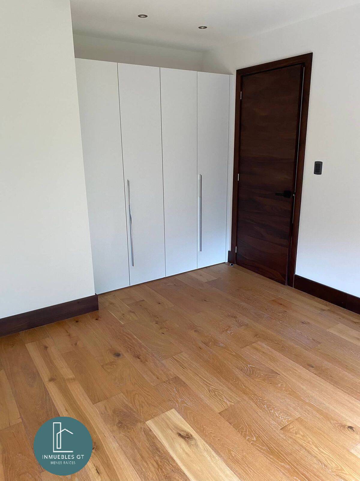 Apartamento en renta zona 16 - Miniatura 18