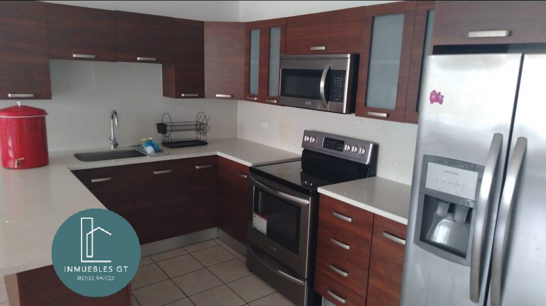 Apartamento en renta zona 14 amueblado - Image 2