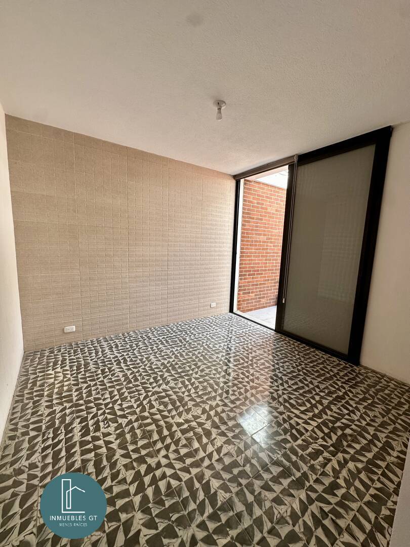 Casa en renta zona 10 - Miniatura 2