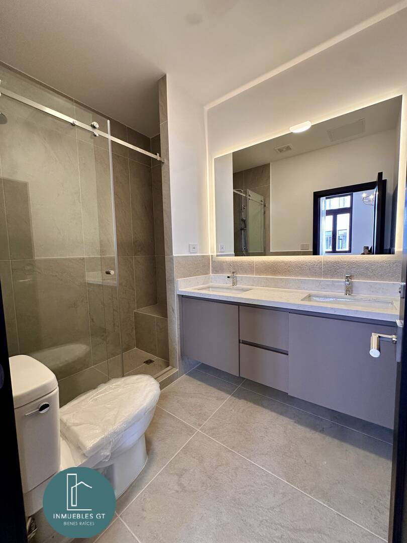 Apartamento en renta Olmos de Cayala zona 16 - Miniatura 7