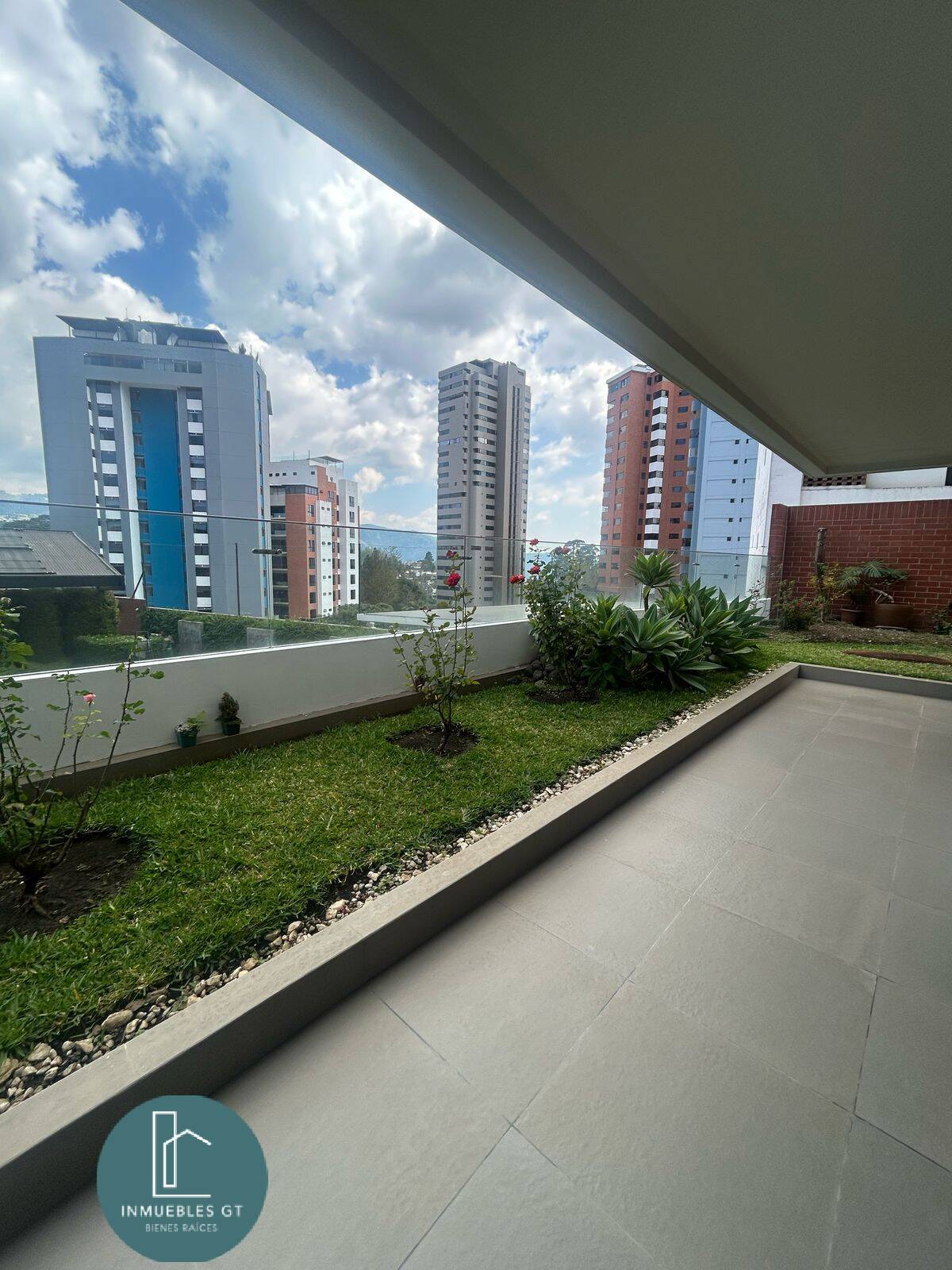 Apartamento en venta zona 14 - Image 5