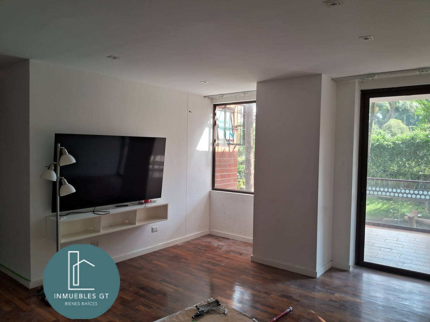Apartamento en Alquiler zona 10 - Miniatura 14