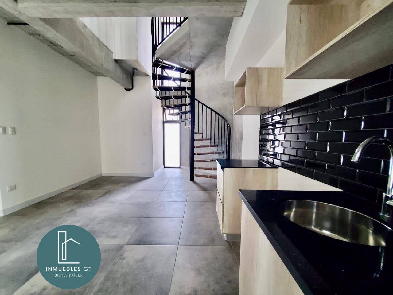 Apartamento en Venta, zona 4 - Image 4